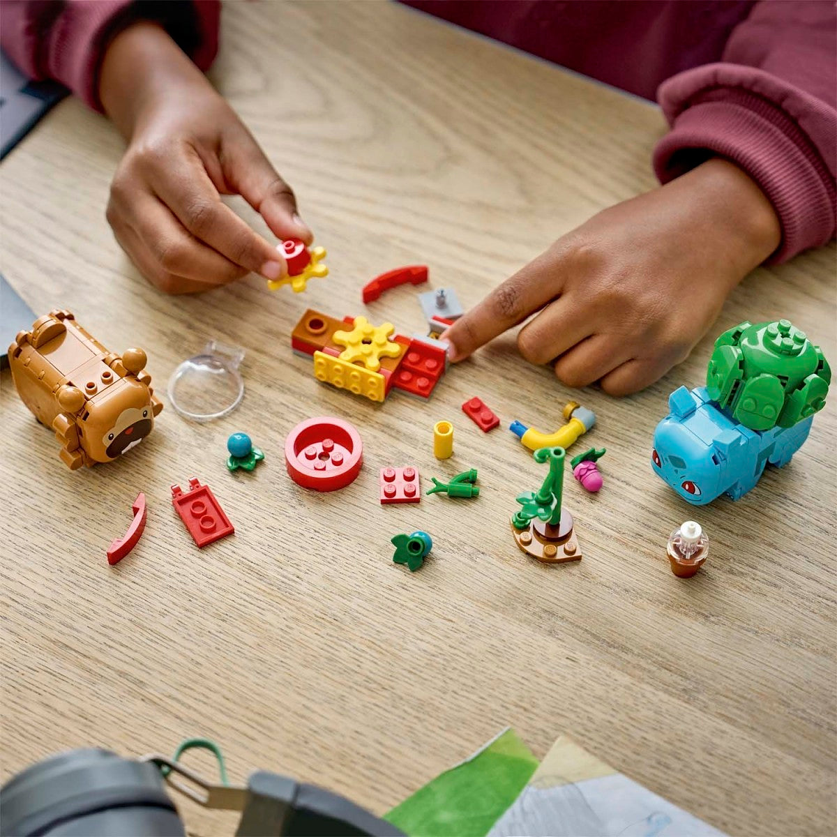 [Pre Orden] LEGO® Pokémon™ SMART Play™: Berry Bash with Bulbasaur and Bidoof